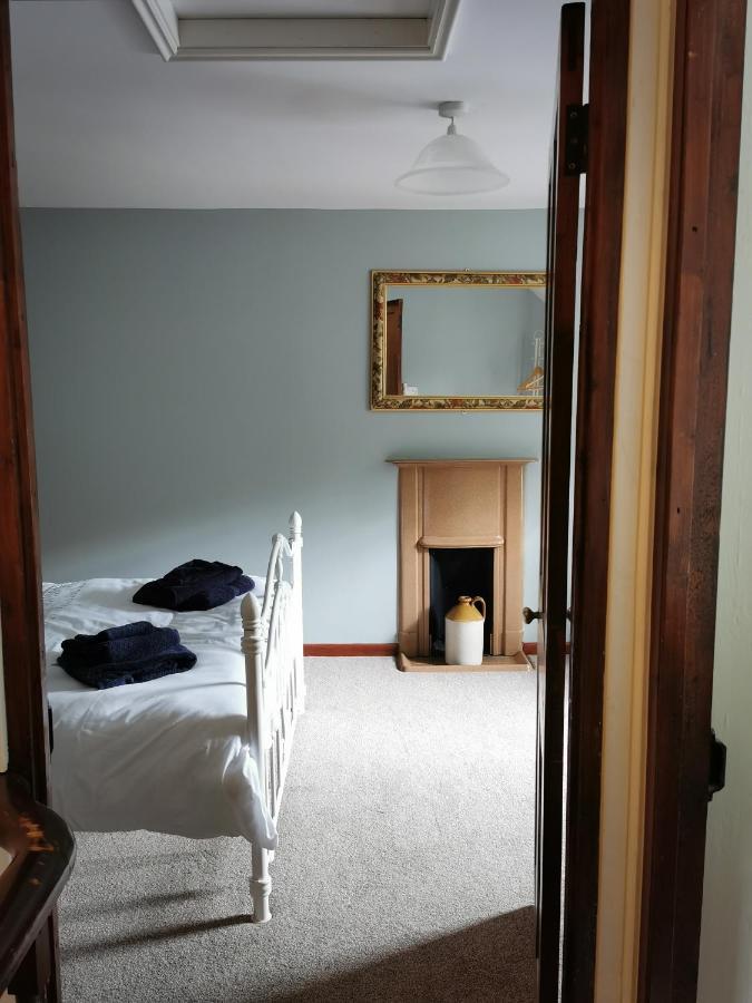 Wellstone Cottages - Jasmine Llanfyrnach Eksteriør bilde